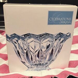 Mikasa Celebrations Crystal Bowl
